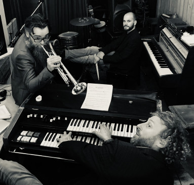 Hot Lips & the Leslies